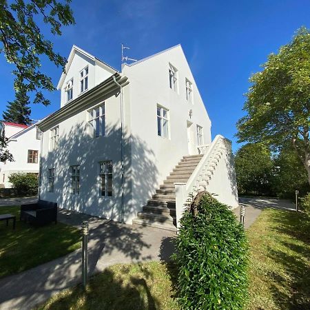 Akureyri Central House ภายนอก รูปภาพ