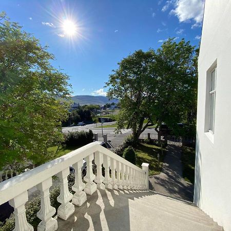 Akureyri Central House ภายนอก รูปภาพ